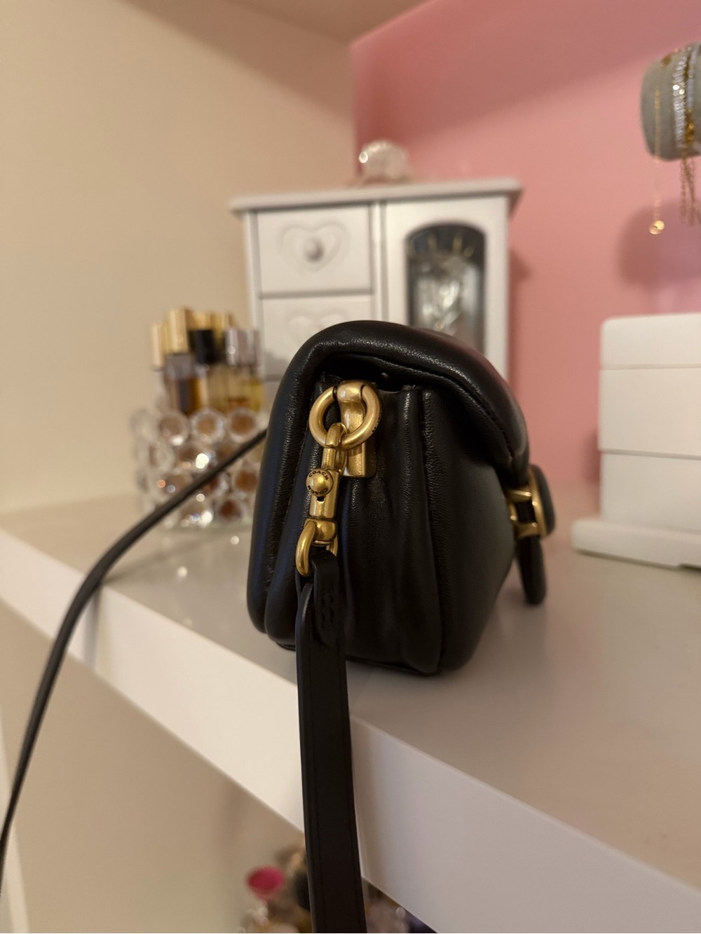 Coach Pillow Tabby 18 – Black Nappa Leather (Like New) - Picture 6 of 7